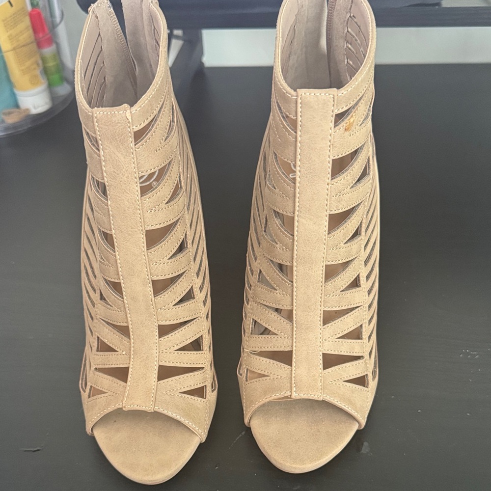 Faux Leather Cutout Peep-Toe Booties - Tan